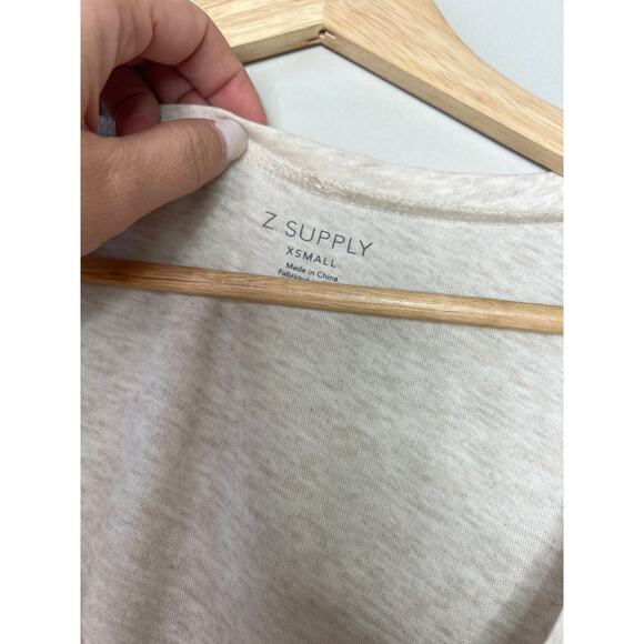 NWT Z Supply The Pocket Tee Short Sleeve Vneck Light Oatmeal Heather Size: XS - Picture 4 of 8